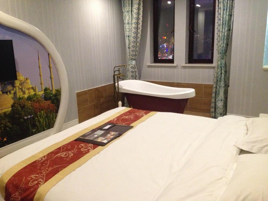 Harbin Walker Coffee Hotel Quarto foto