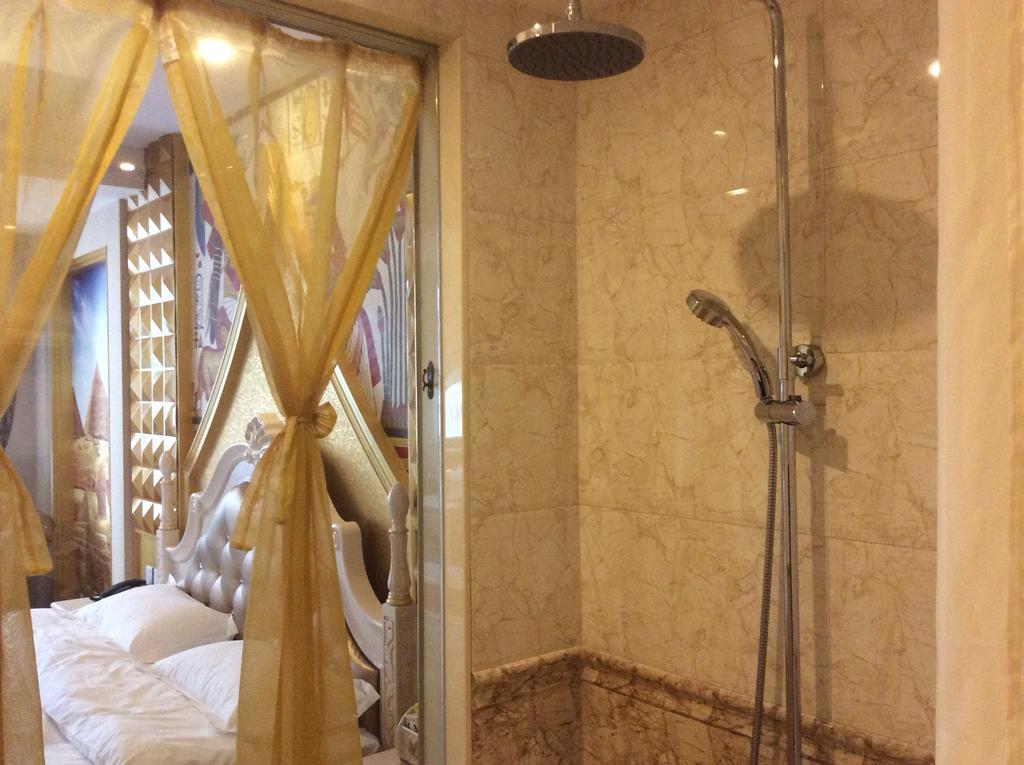 Harbin Walker Coffee Hotel Quarto foto